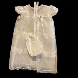 NEW Vintage Satin & Lace Christening Gown & Bonnet 6/9 Months  Infant Girls NWOT